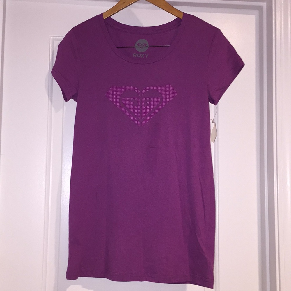*PRICE DROP* NWT Roxy Tee
